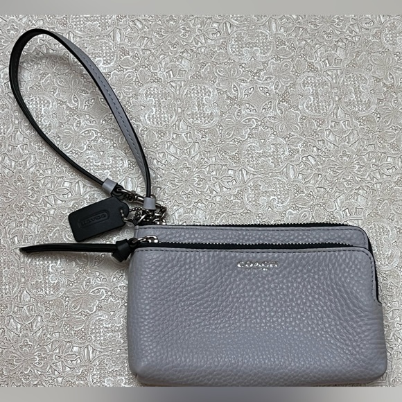 Coach Wristlet Wallet, dual zippers, Excellent Condition, Color - Gray - Picture 7 of 13